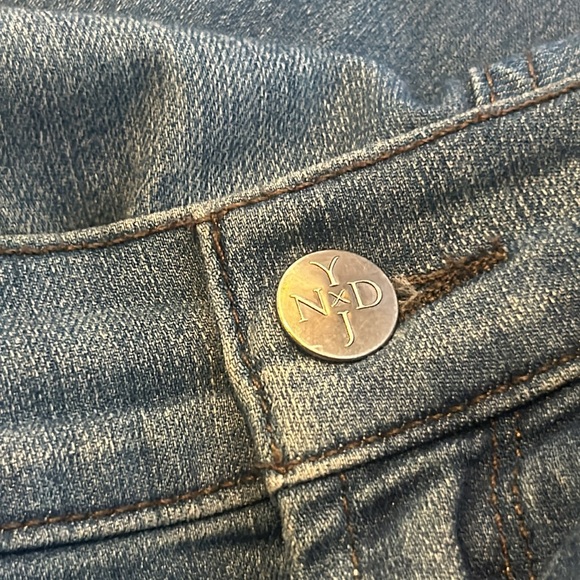 NYDJ Women's Wide Cuff Capri Blue Jeans 10 - Picture 6 of 9